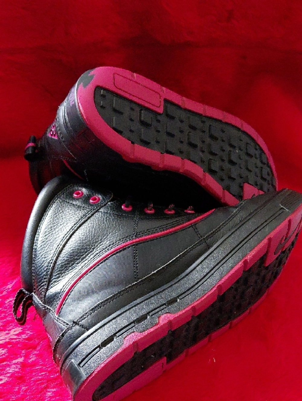 Nike Black and Pink ACG Boot